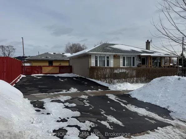 1357 Sharbot St, Oshawa, ON L1J 1K1