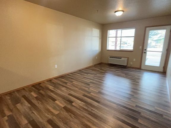 3rd image of 1647 Shindig Dr APT 103