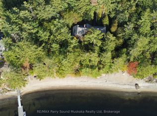 21 Glenn Burney Rd, Seguin, ON P0G1G0