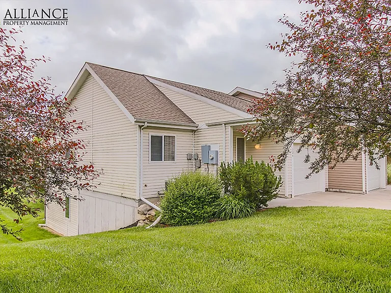 1324 Christy Dr — Photo 25