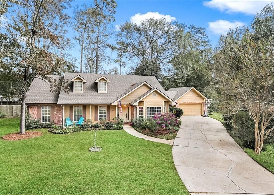 1st image of 107 Madewood Dr