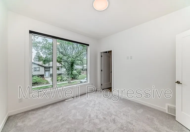 6415 93rd St NW #MAIN — Photo 20