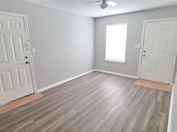 5213 Calloway St, Fort Worth, TX 76114