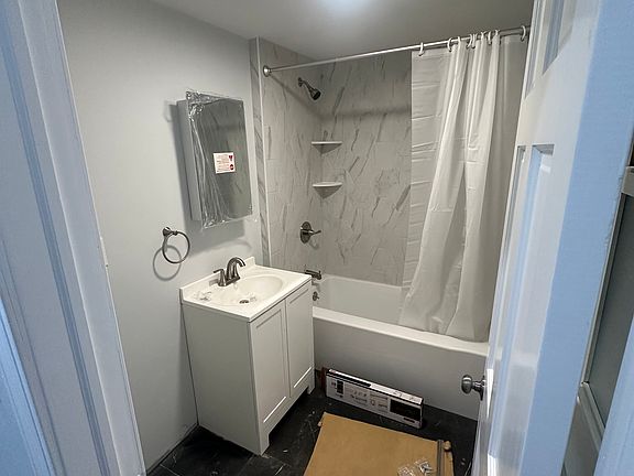 4th image of 2029 Kings Hwy #3
