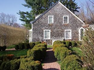 49 Gnarled Hollow Rd, East Setauket, NY 11733