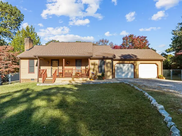5533 Old Airport Rd, Holly Springs, NC 27540