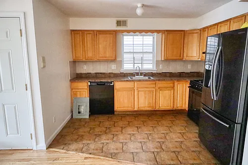 29 Hanford St #1 Photo 1