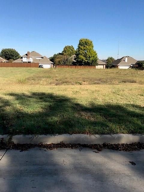 1st image of 36 Shadydale Ln