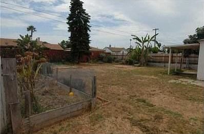 4th image of 549 Donax Ave