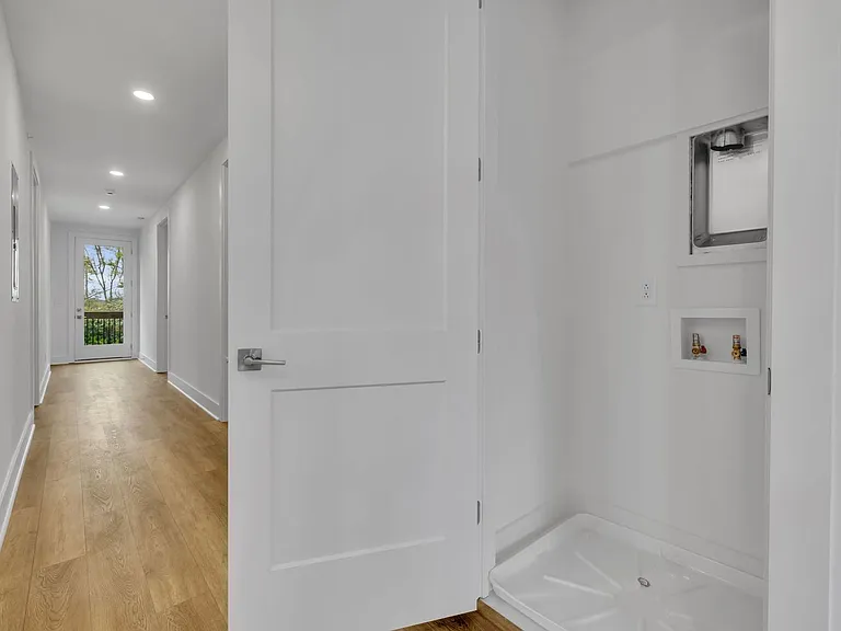 423C Veritas St — Photo 40