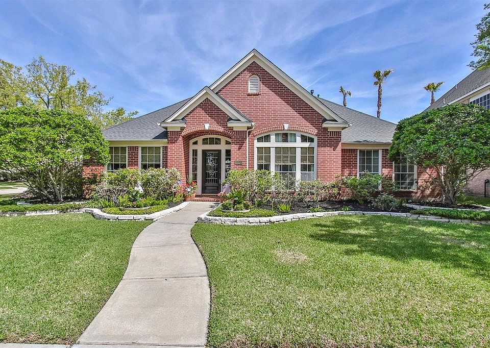 1st image of 13526 Layton Castle Ln