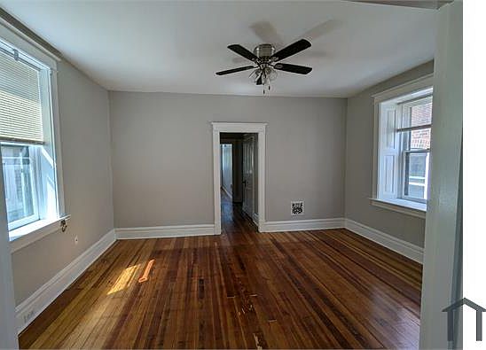 4th image of 3553 Giles Ave #2F
