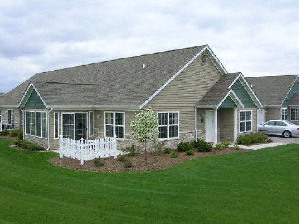 1st image of 257 Lilac Ln