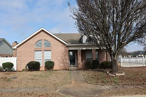 87 Park Ln Photo 1