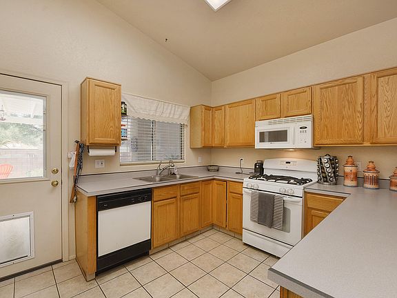 5th image of 9056 E Ironbark St