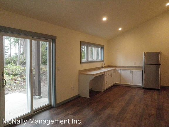 3rd image of 7013 Stanich Ave Unit 1