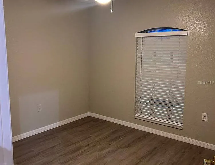 669 Sierra Cir — Photo 13