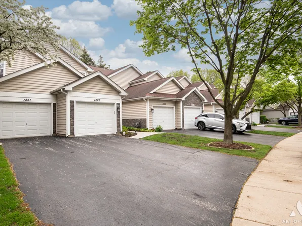 1223 Cranbrook Dr, Schaumburg, IL 60193