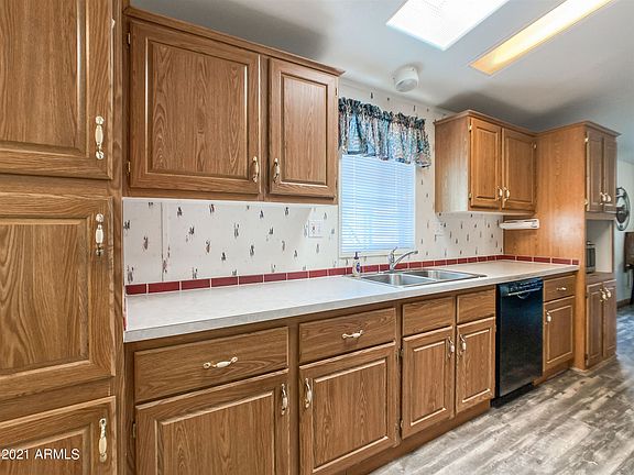4th image of 30906 W Lynwood St