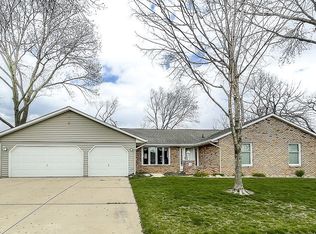 106 Tomahawk Trl SE, Cedar Rapids, IA 52403