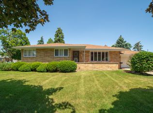 17263 William St, Lansing, IL