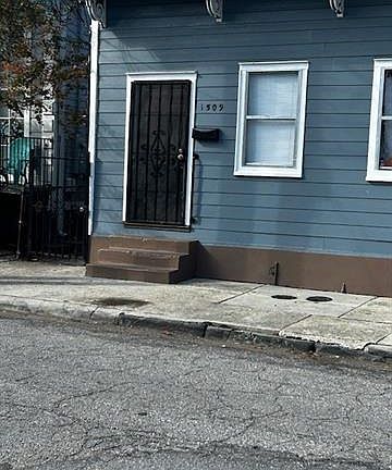 2nd image of 1509 Marais St