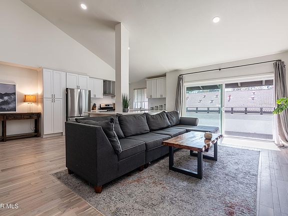 5th image of 31550 Agoura Rd Unit 3