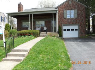 2709 Park St, Reading, PA 19606