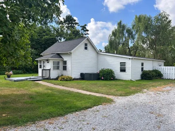 1290 Old Porter Rd, Porter, IN 46304