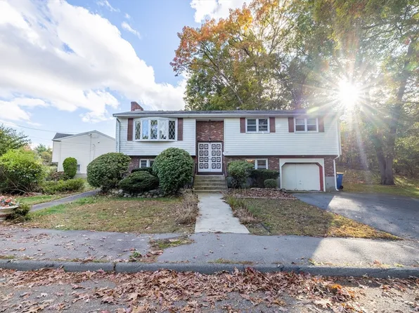 33 Pine Ave, Randolph, MA 02368