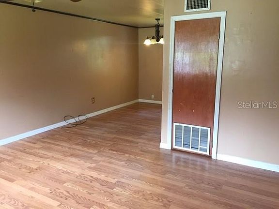 2nd image of 1140 Suncrest Dr
