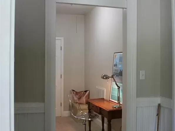 881 Tatnall St, Macon, GA 31201