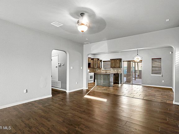 5th image of 3888 Loma Adriana Dr