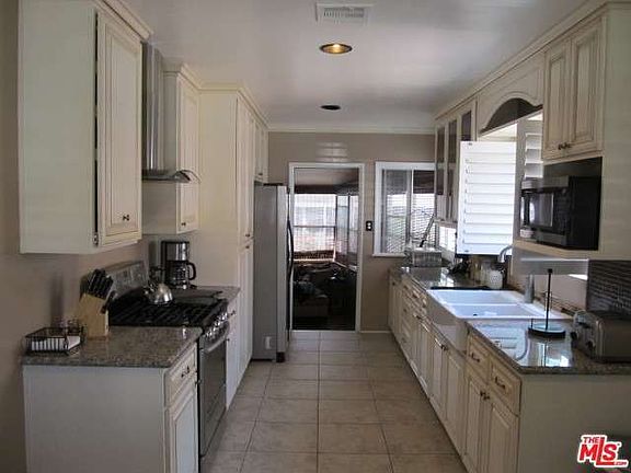 3rd image of 3722 Cudahy St