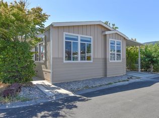 94 Jasmine Ln, Calistoga, CA 94515
