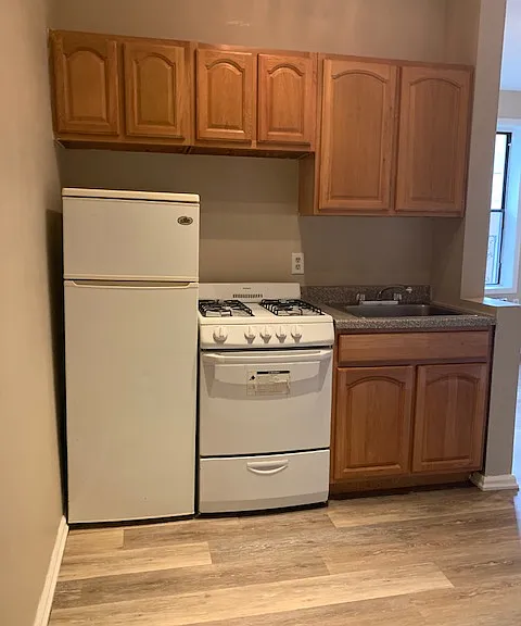 208 Sullivan St #16 — Photo 4