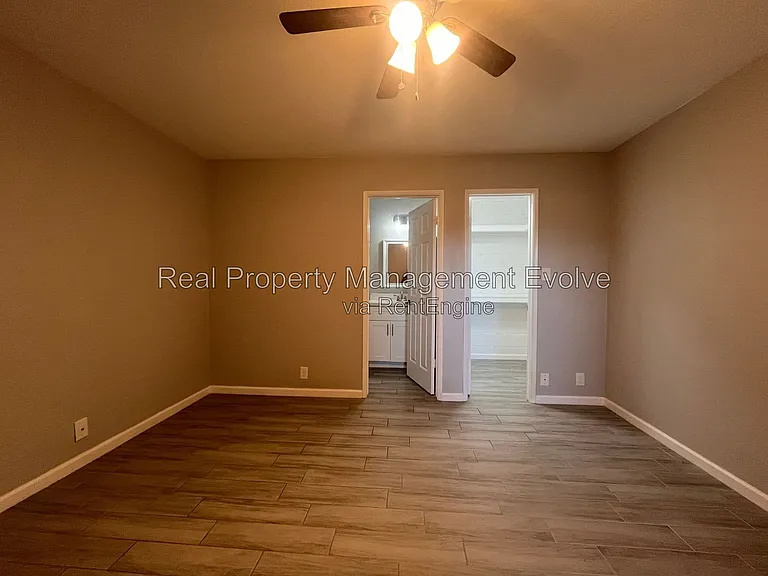 408 W Blackhawk Dr #1 — Photo 18