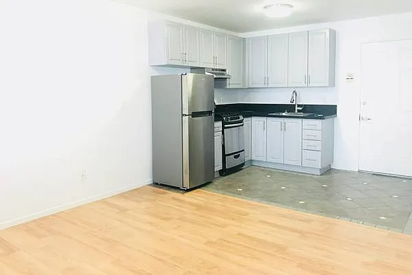 Hilltop Lofts — Photo 15
