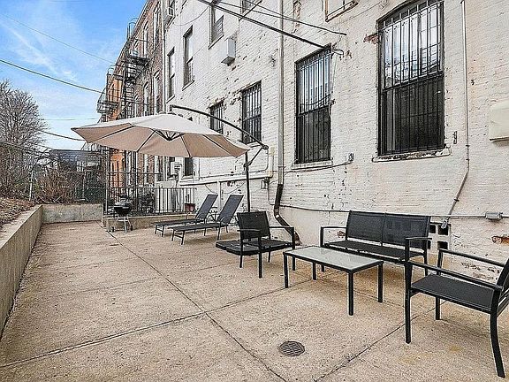 3rd image of 246 Sumpter St APT 3A