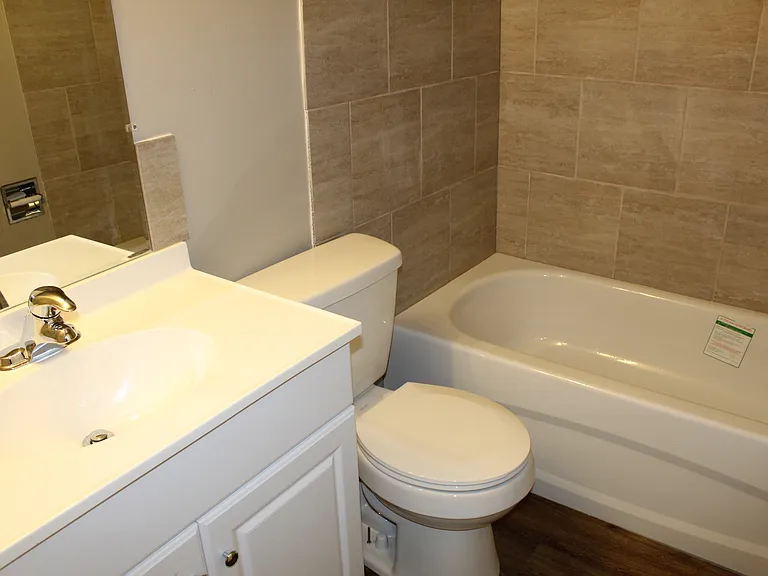 10235 123rd St NW — Photo 15