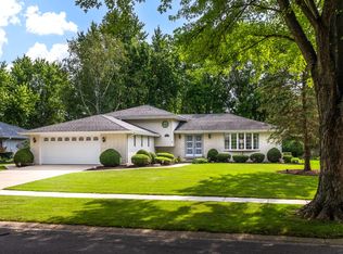 25405 W Willow Dr, Plainfield, IL 60544