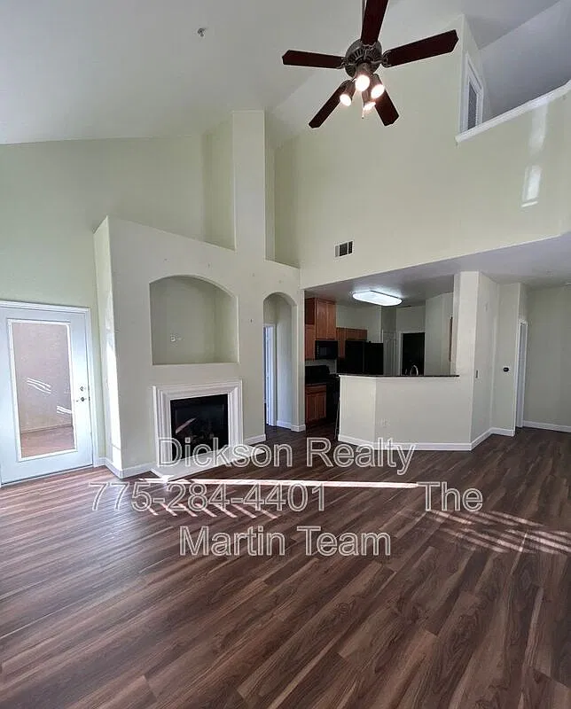 17000 Wedge Pkwy — Photo 4