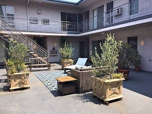 1st image of 1152 N Poinsettia Pl APT 16