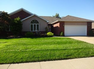 1110 Torrey Pines Dr, Columbia, MO 65203