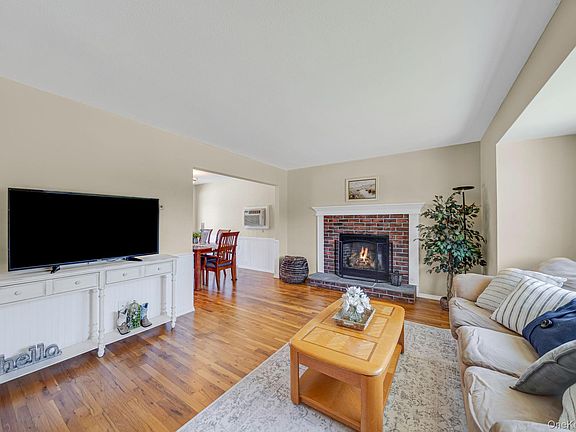 5th image of 7 Berkeley Avenue
