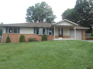 212 S Franklin St, Red Lion, PA 17356