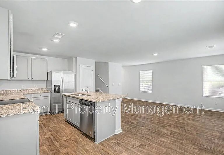 140 Birch Cir — Photo 10