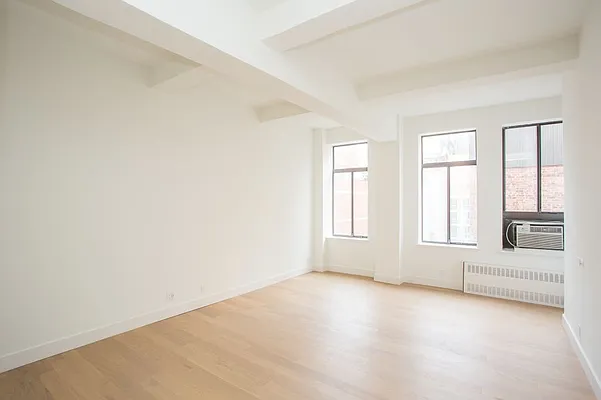 Rented by MNS | media 31