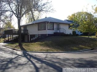 88 Orange Ave W, Saint Paul, MN 55117