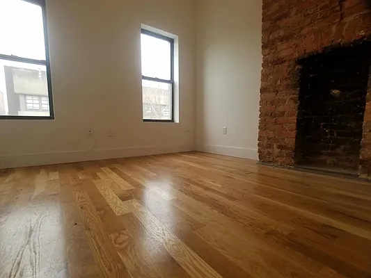 Rented by Evergreen Apartments BK | media 8